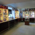 Exhibition cabinets